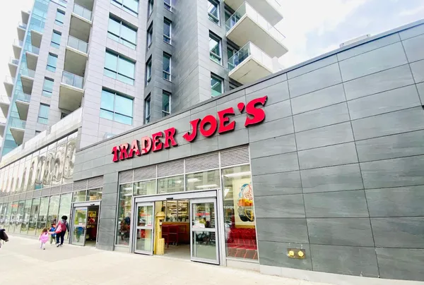 $3,300 | 45-30 Pearson Street, Unit 6F | Long Island City