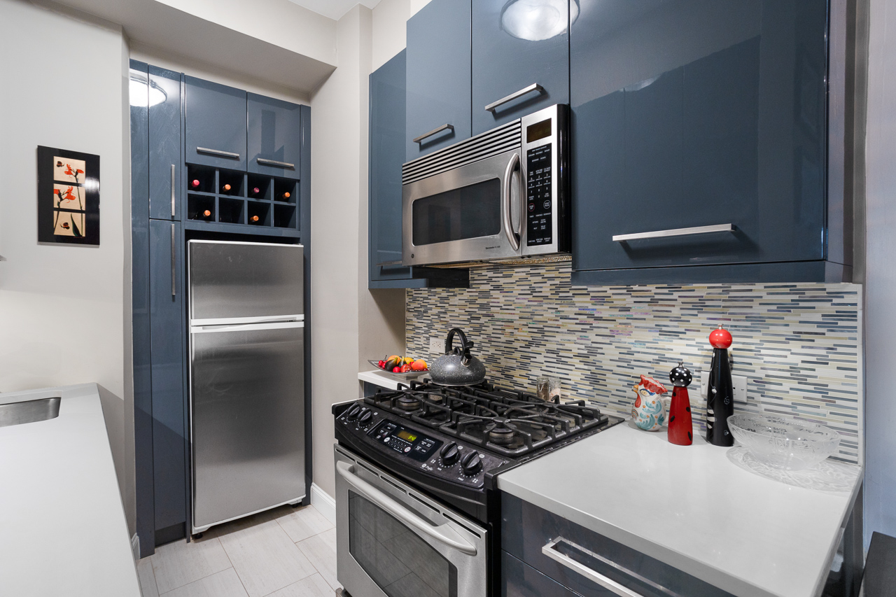 215 West 75th Street, Unit 3A Manhattan, NY 10023 - Photo 7 of 23