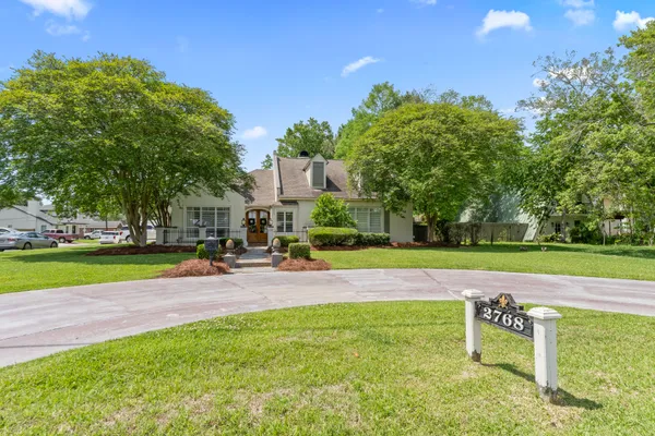 $549,500 | 2768 Brentwood Drive, Baton Rouge, LA 70809