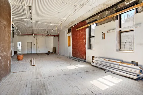 a view of outdoor space