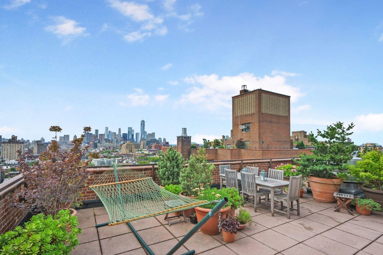 14 Horatio Street, Unit 11F Manhattan, NY 10014 - Photo 12 of 16 a view of a terrace with sitting area