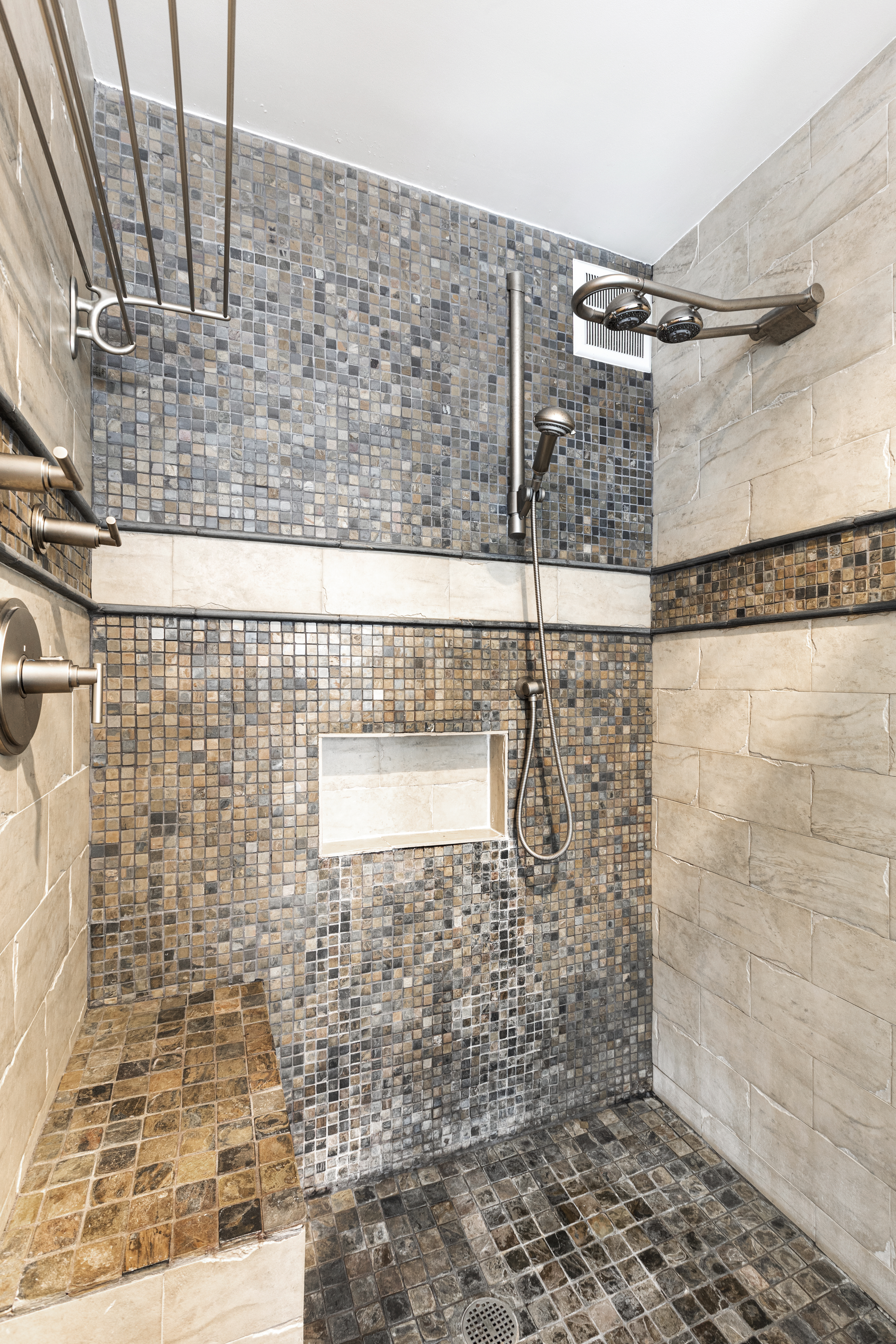 342 East 53rd Street, Unit 6AGH Manhattan, NY 10022 - Photo 12 of 18