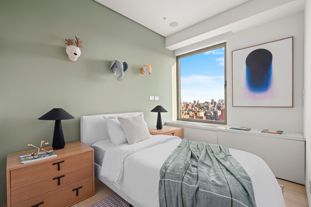 252 7th Avenue, Unit PHF Manhattan, NY 10001 - Photo 17 of 31