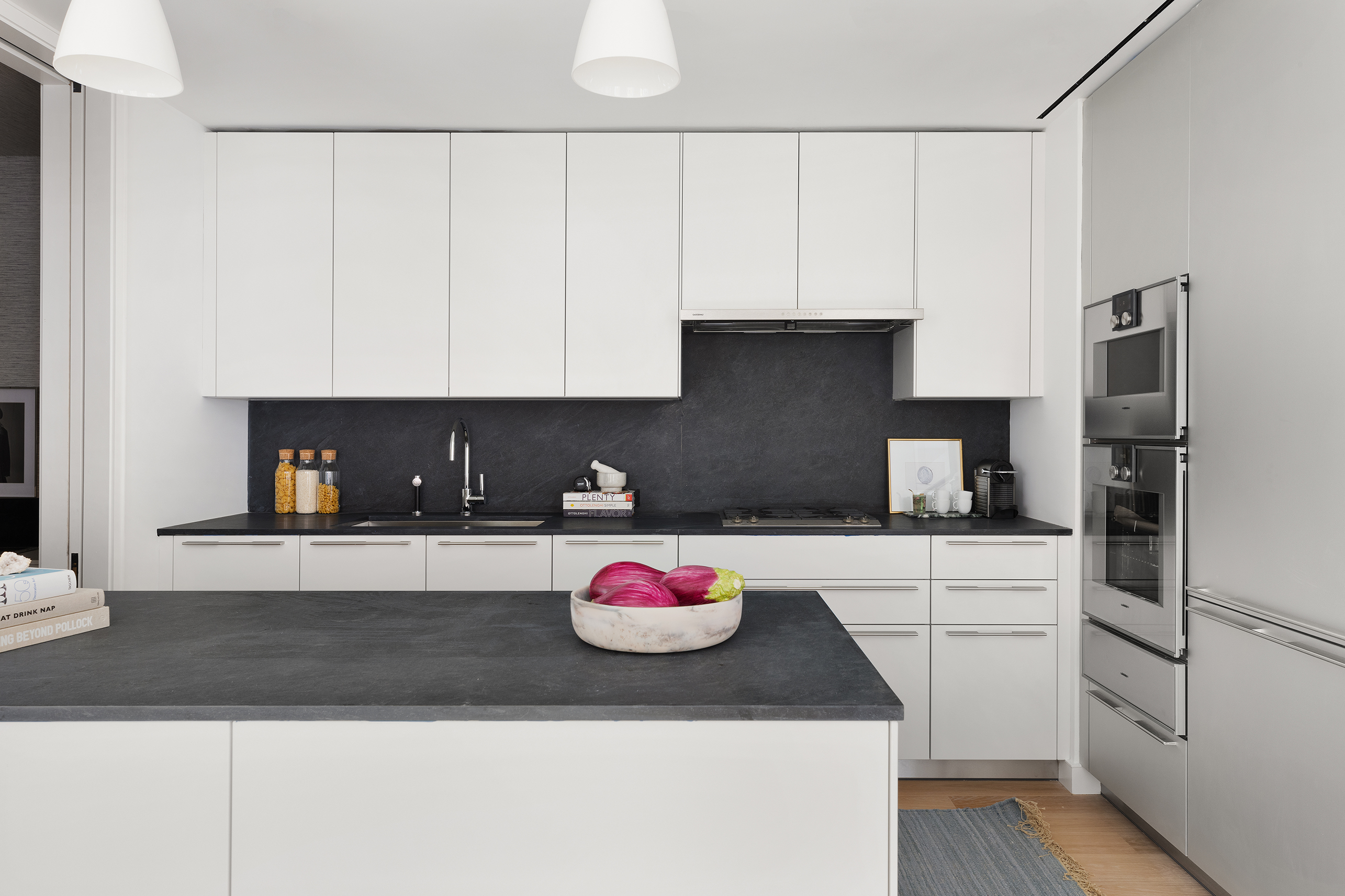 500 West 22nd Street, Unit 5A Manhattan, NY 10011 - Photo 5 of 10