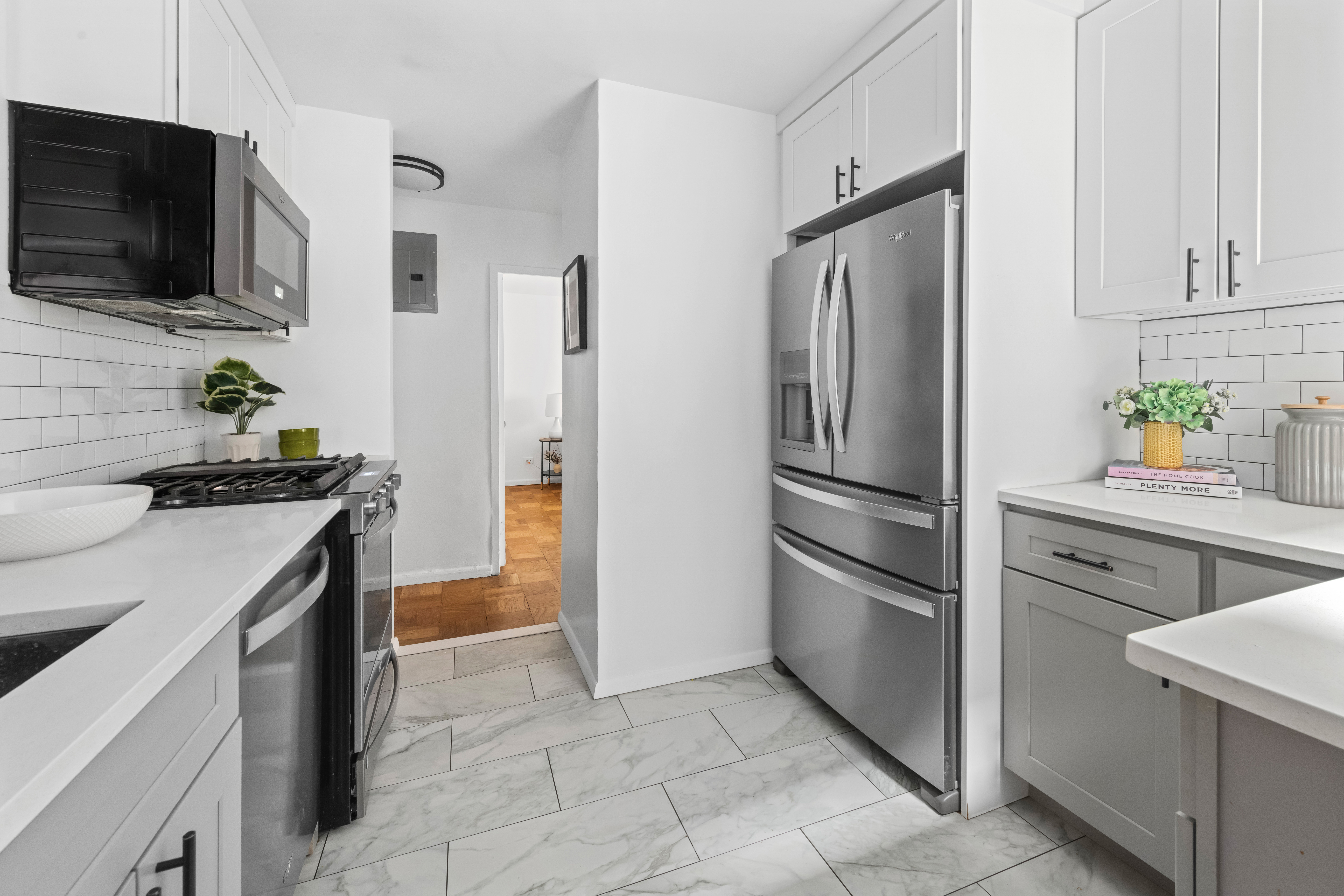 340 East 80th Street, Unit 3B Manhattan, NY 10075 - Photo 7 of 14