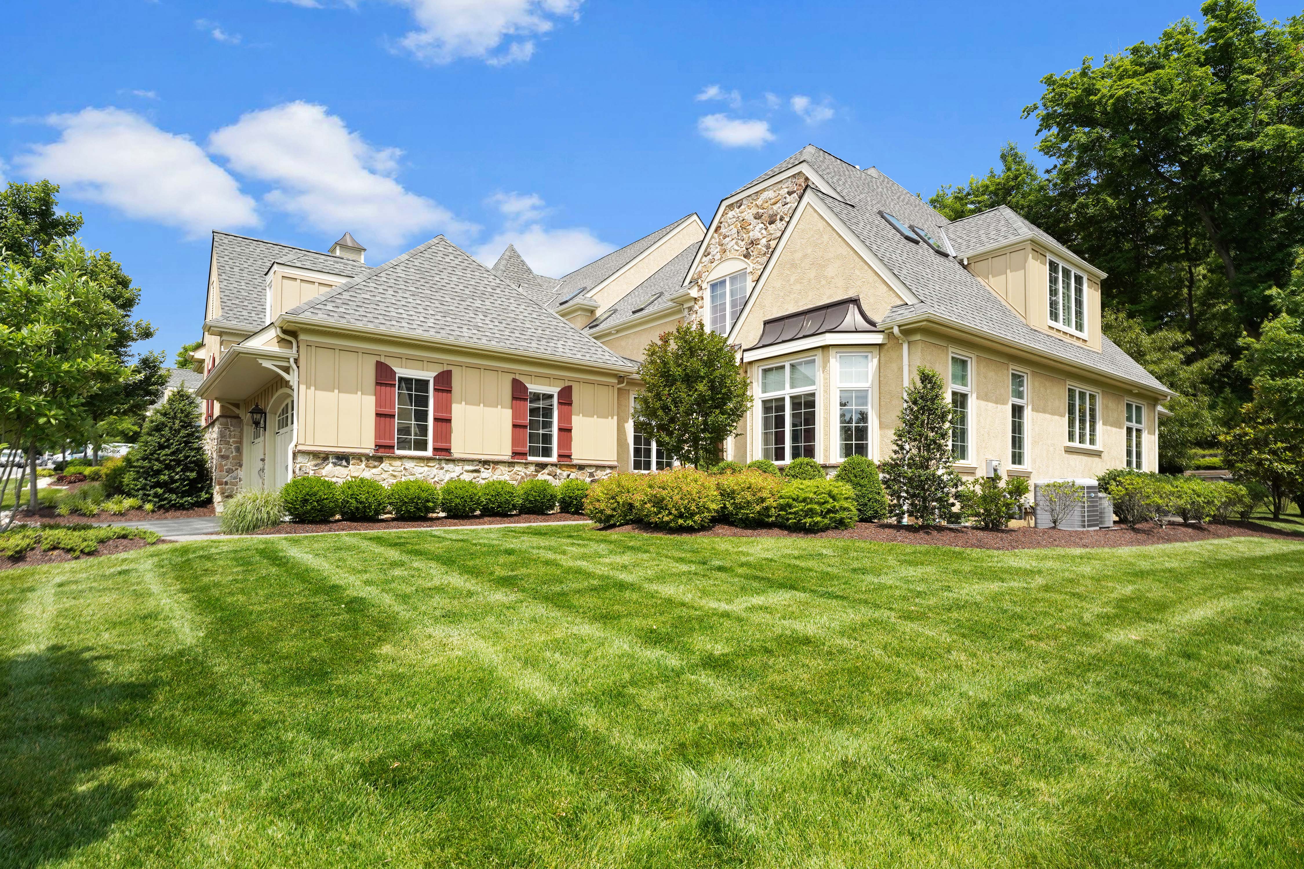 266 Valley Ridge Road Haverford, PA 19041 - Photo 2 of 37