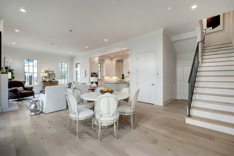 $1,675,000 | 109 Wellington Row Road, Houston, TX 77024