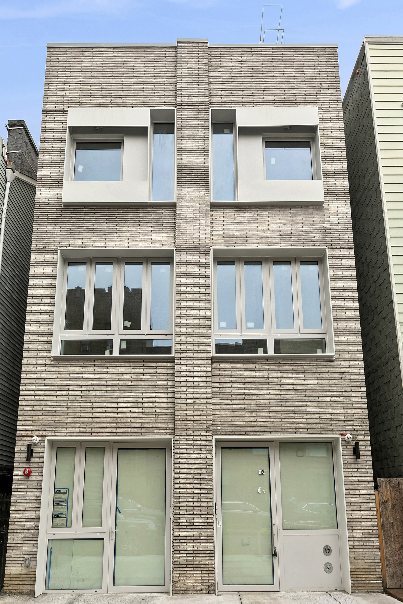 1030 Lorimer Street Brooklyn, NY 11222 - Photo 13 of 14