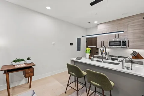 $310,000 | 1471 Harvard Street Northwest, Unit 2, Washington, DC 20009