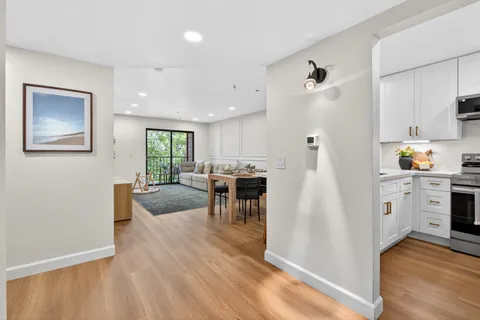 $499,000 | 5980 Dandridge Lane, Unit 214, San Diego, CA 92115