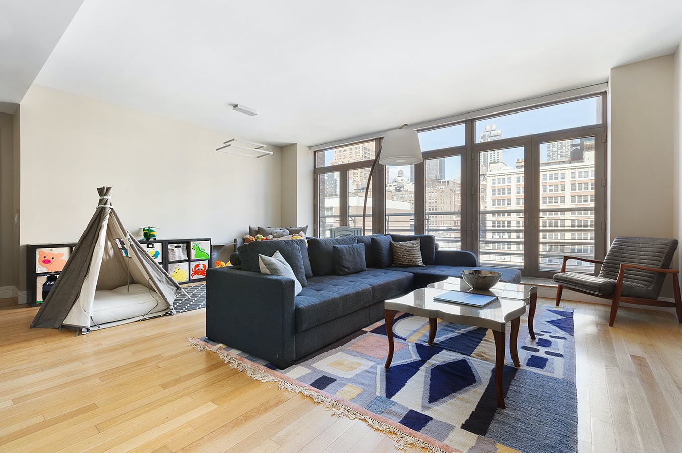 124 West 23rd Street, Unit 10 Manhattan, NY 10011 - Photo 1 of 17