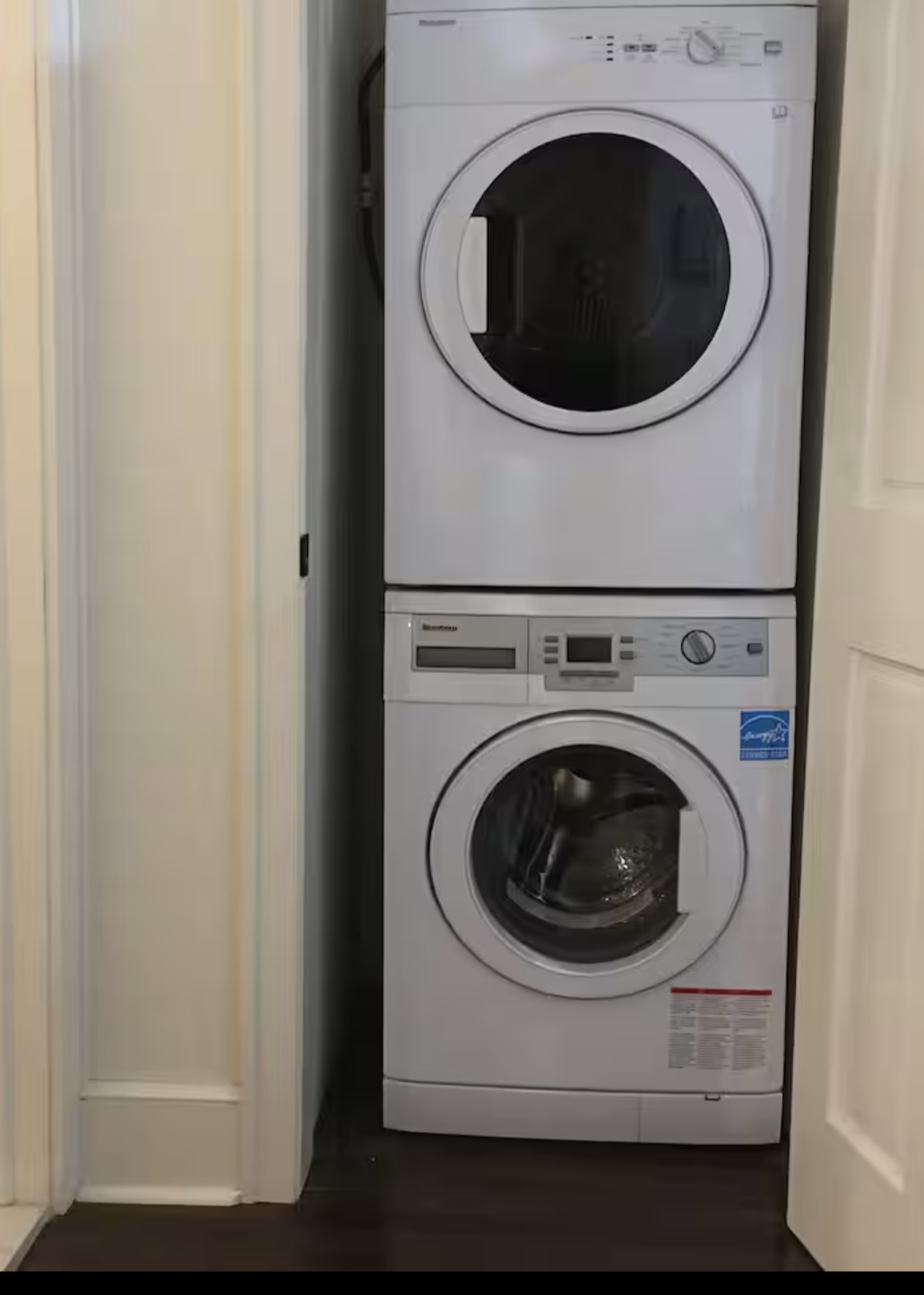 595 Madison Street, Unit GARDEN Brooklyn, NY 11221 - Photo 7 of 9 a utility room with dryer and washer