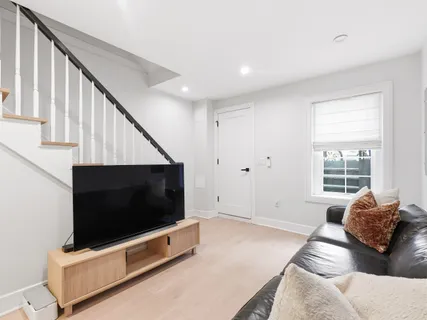 $1,425,000 | 327.5 7th Street, Jersey City, NJ 07302