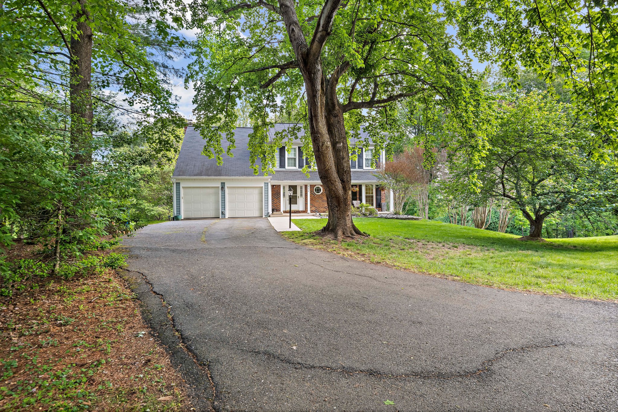 9830 Faust Drive Vienna, VA 22182 - Photo 4 of 73