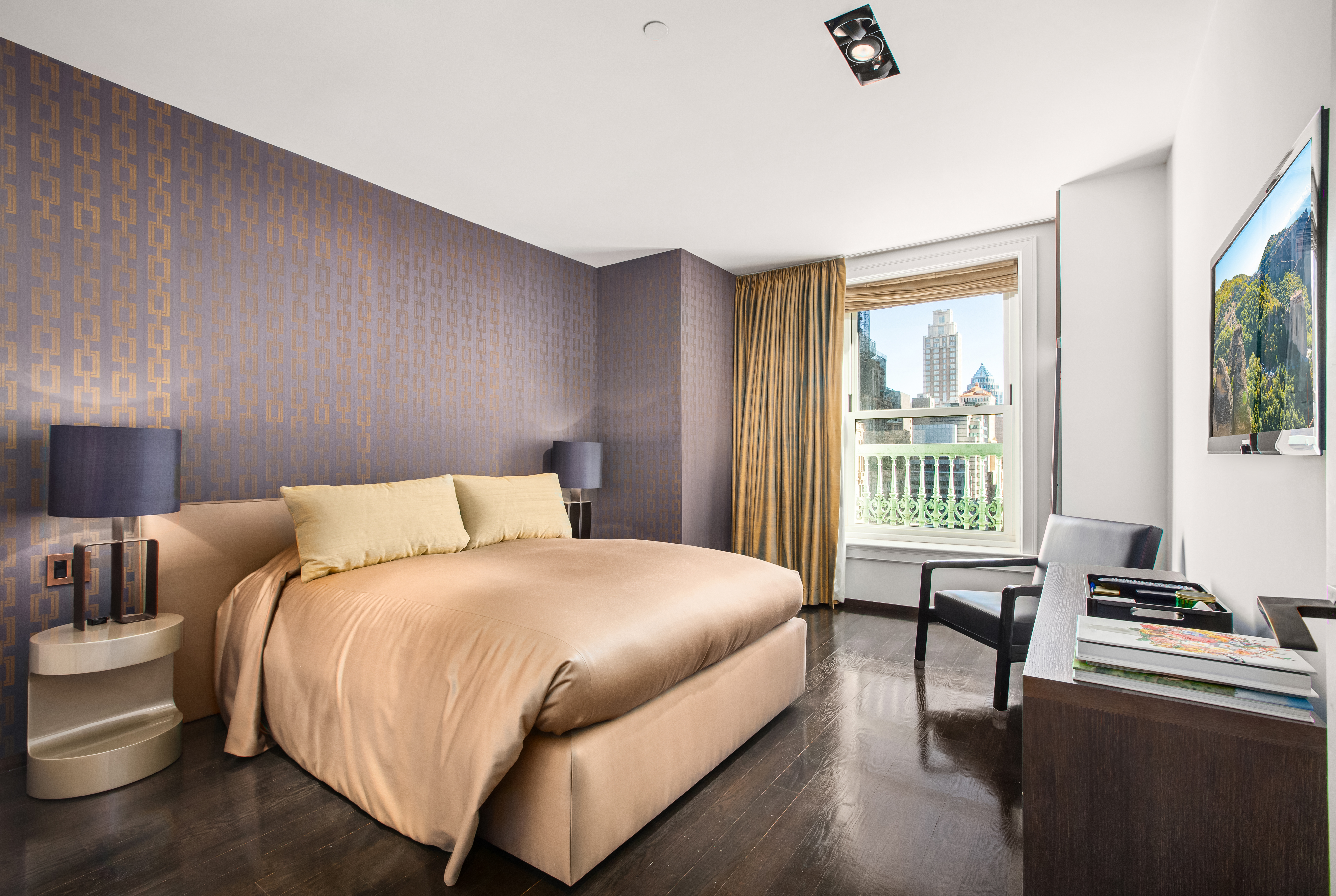 1 Central Park South, Unit 1609 Manhattan, NY 10019 - Photo 14 of 27