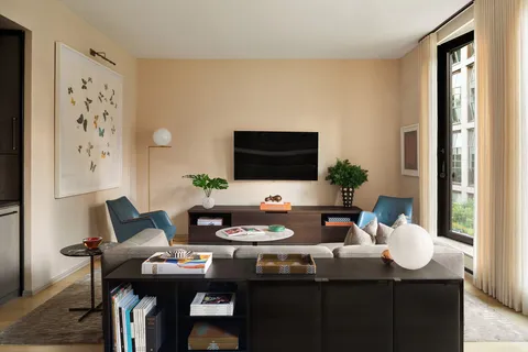 $3,950,000 | 505 West 19th Street, Unit 4C | Chelsea