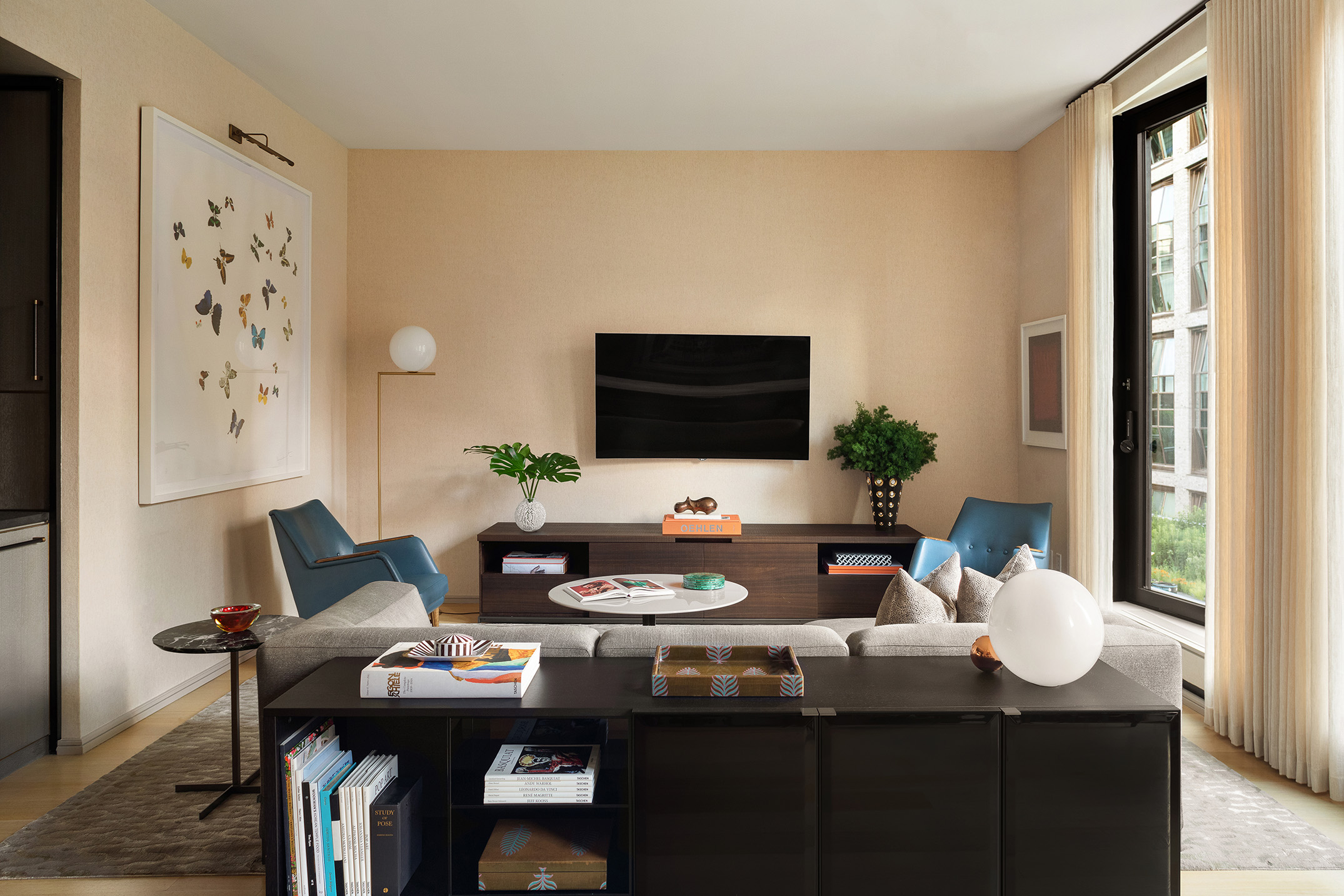 505 West 19th Street, Unit 4C Manhattan, NY 10011 - Photo 2 of 20