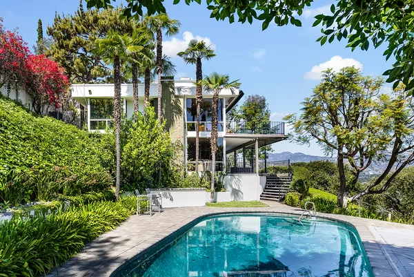$2,695,000 | 1018 Glen Oaks Boulevard, Pasadena, CA 91105