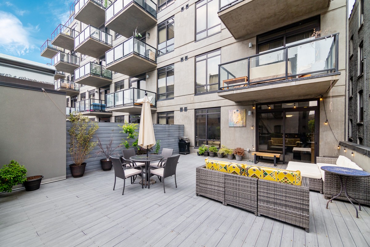 11-12 44th Drive, Unit 2B Queens, NY 11101 - Photo 8 of 15