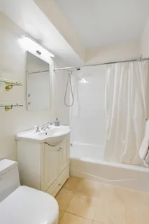 $1,595,000 | 445 East 86th Street, Unit 5H | Upper East Side