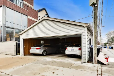 $750,000 | 1086 North Paulina Street, Unit B, Chicago, IL 60622