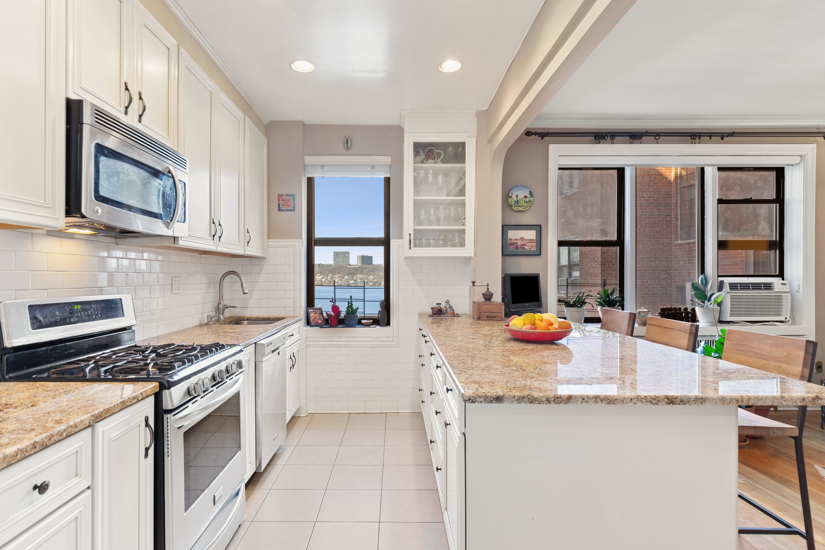 159-34 Riverside Drive West, Unit 4FG Manhattan, NY 10032 - Photo 2 of 22