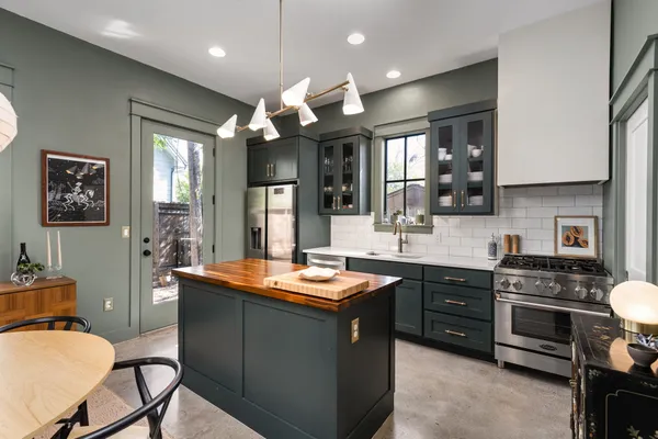$600,000 | Mansell Avenue, Austin, TX 78702
