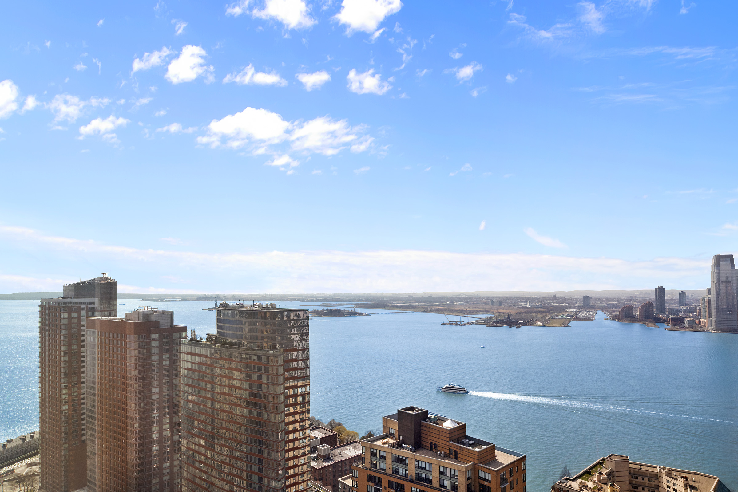 50 West Street, Unit 37C Manhattan, NY 10006 - Photo 27 of 43 Gallery Image 27