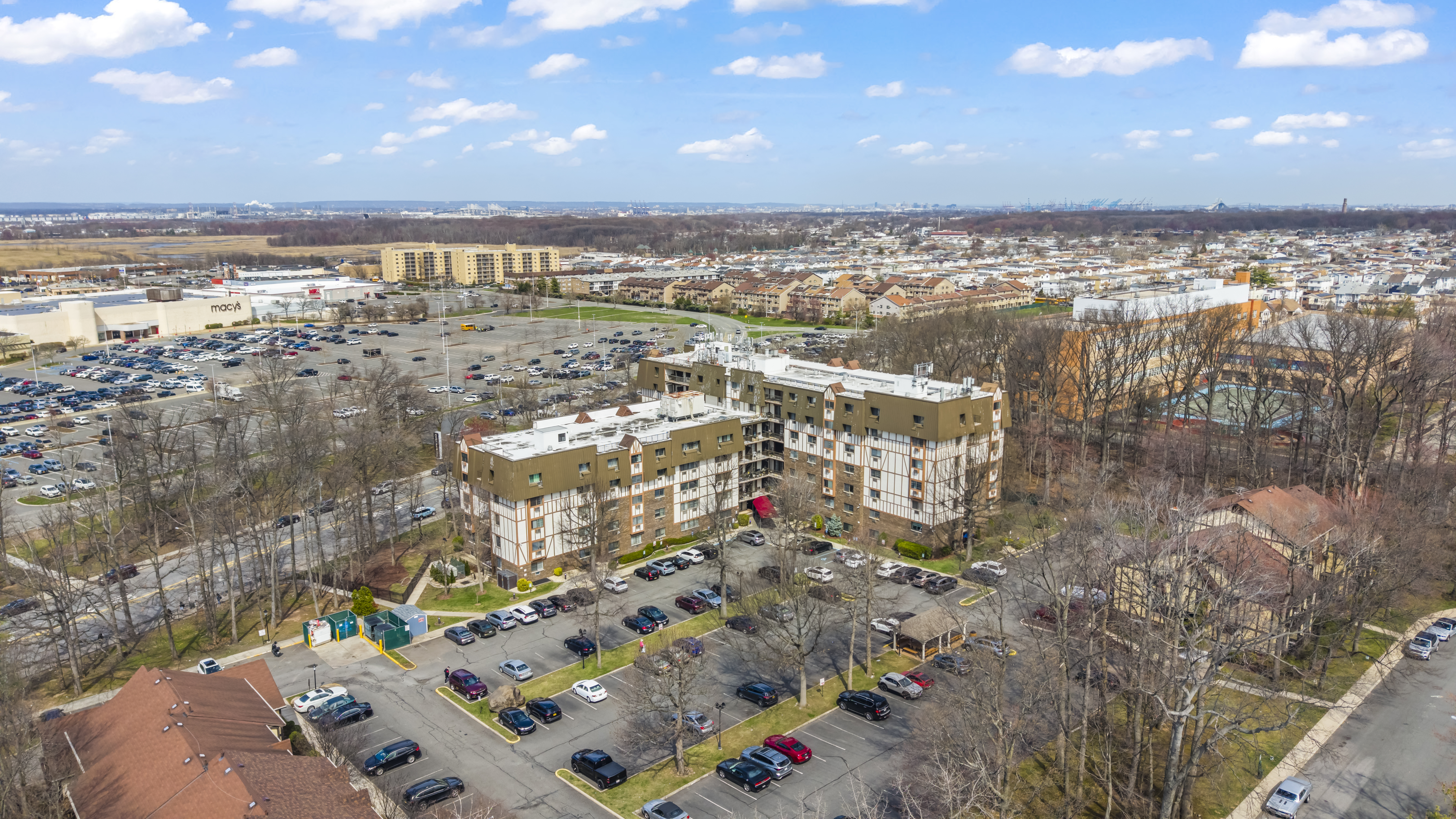 2 Elmwood Park Drive, Unit 209 Staten Island, NY 10314 - Photo 15 of 17