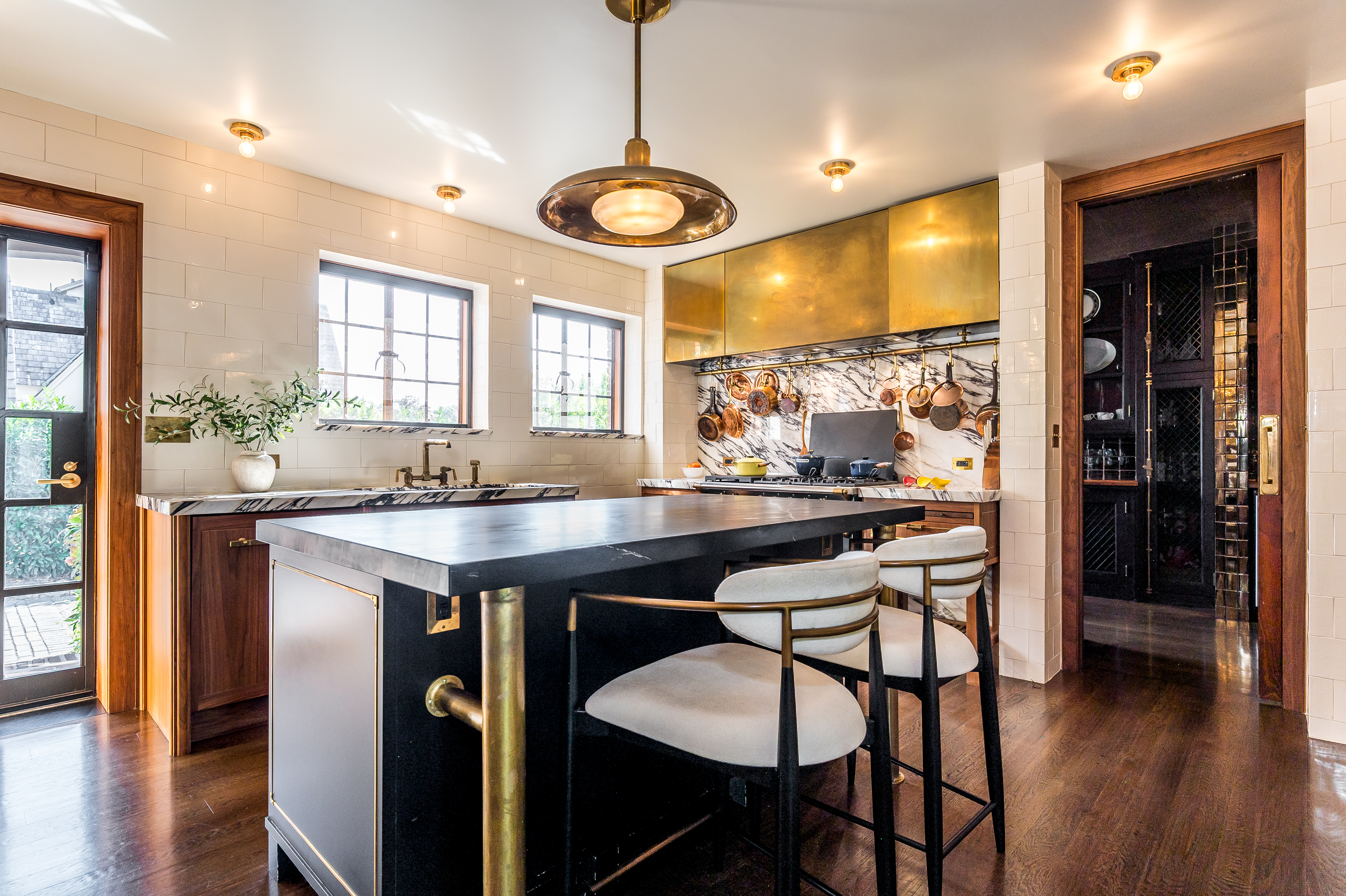 85 Clinton Avenue Montclair, NJ 07042 - Photo 21 of 65 a kitchen with a table and chairs in it