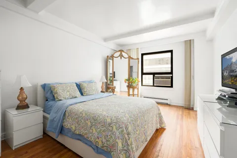 $1,350,000 | 227 East 57th Street, Unit 3DEF | Midtown East