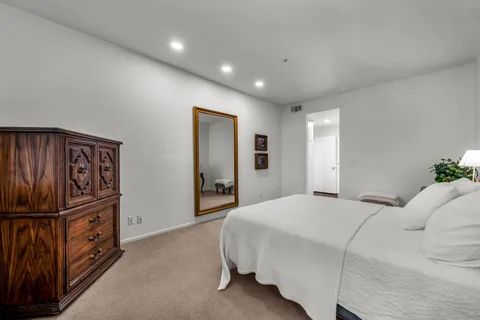 $779,000 | 3613 Glendon Avenue, Unit 101, Los Angeles, CA 90034