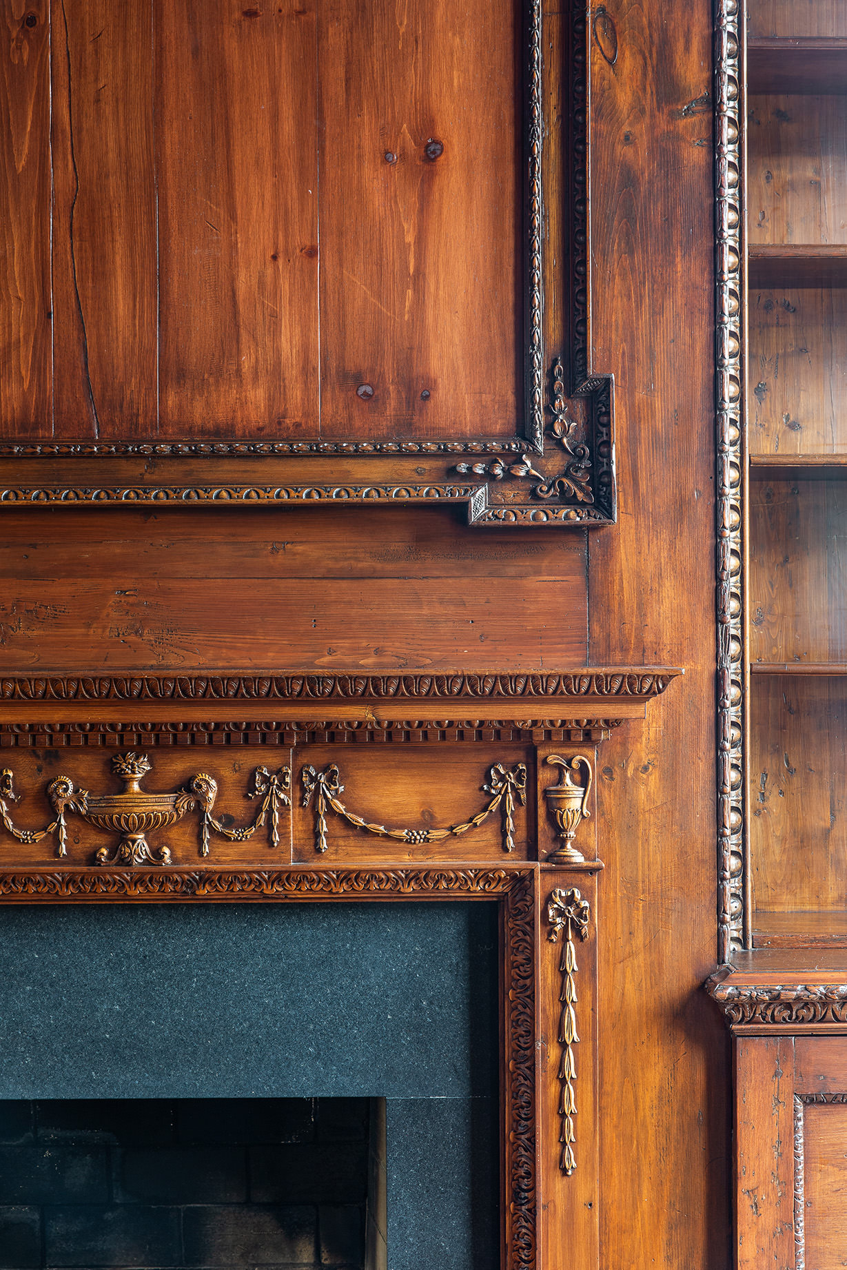 14 East 90th Street, Unit PHW Manhattan, NY 10128 - Photo 7 of 25 a close view of a kitchen counter