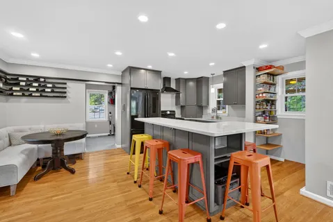 $1,075,000 | 312 Lincoln Avenue, Falls Church, VA 22046