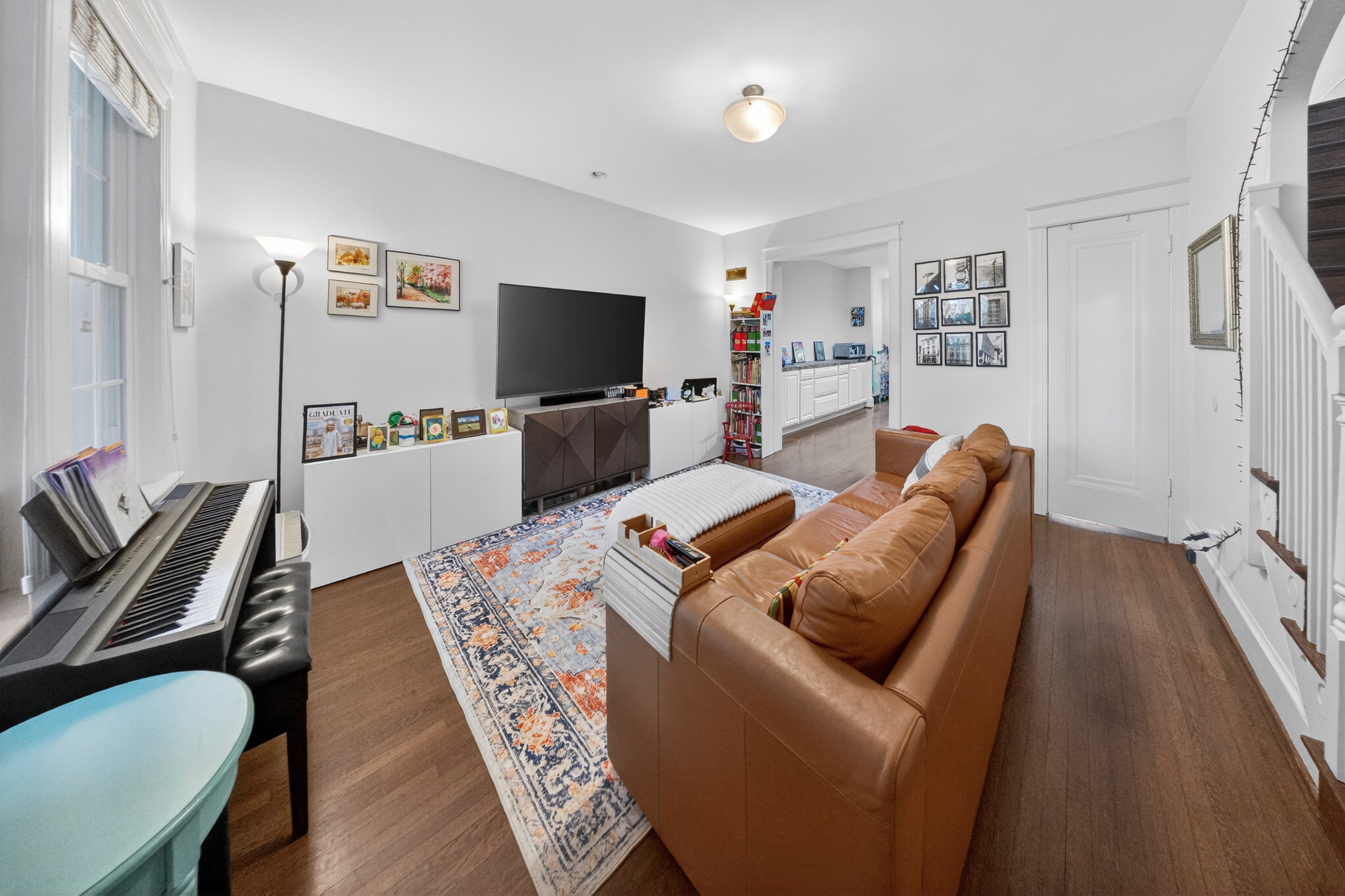 2226 39th Place Northwest Washington, DC 20007 - Photo 5 of 29