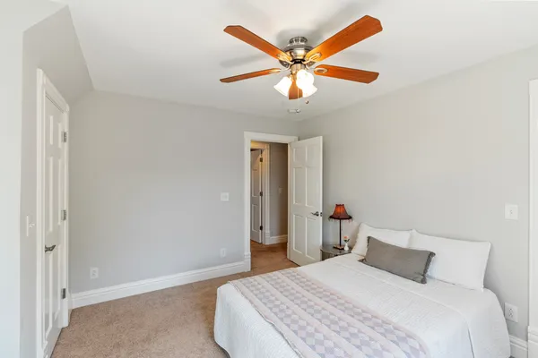 Contact Agent | Neill Avenue, Nashville, TN 37206