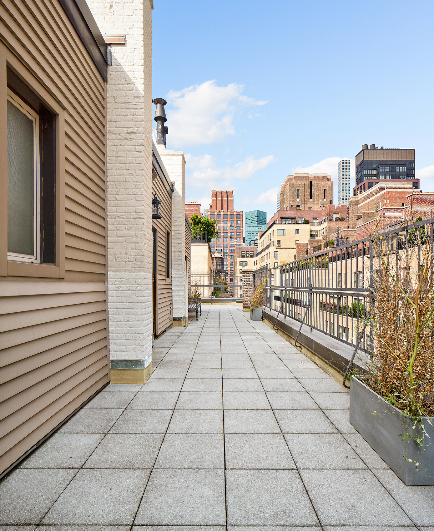 439 East 51st Street, Unit 10/11F Manhattan, NY 10022 - Photo 20 of 24