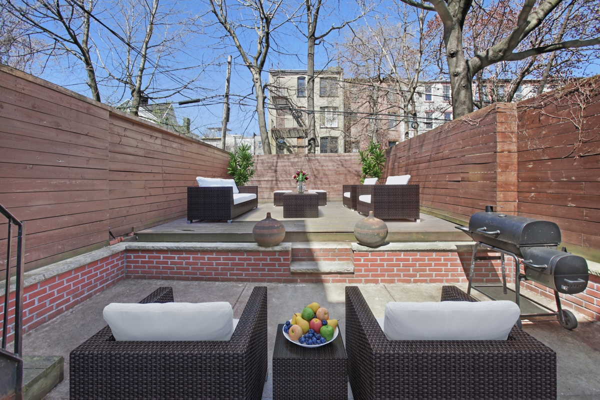 351 Gates Avenue Brooklyn, NY 11216 - Photo 24 of 29