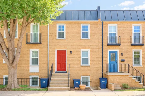 $899,900 | 712 6th Street Southwest, Washington, DC 20024