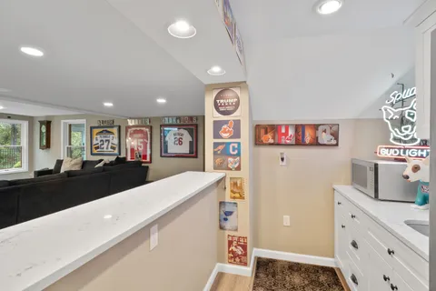 $1,995,000 | 13352 Weston Park Drive, St. Louis, MO 63131