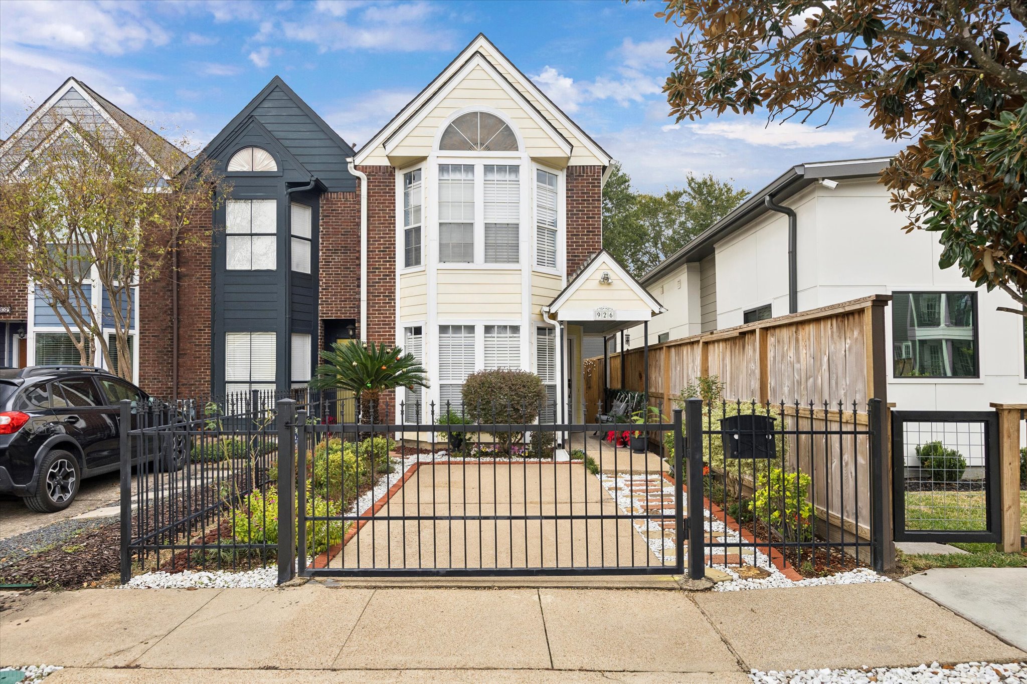 926 Rutland Street Houston, TX 77008 - Photo 4 of 12