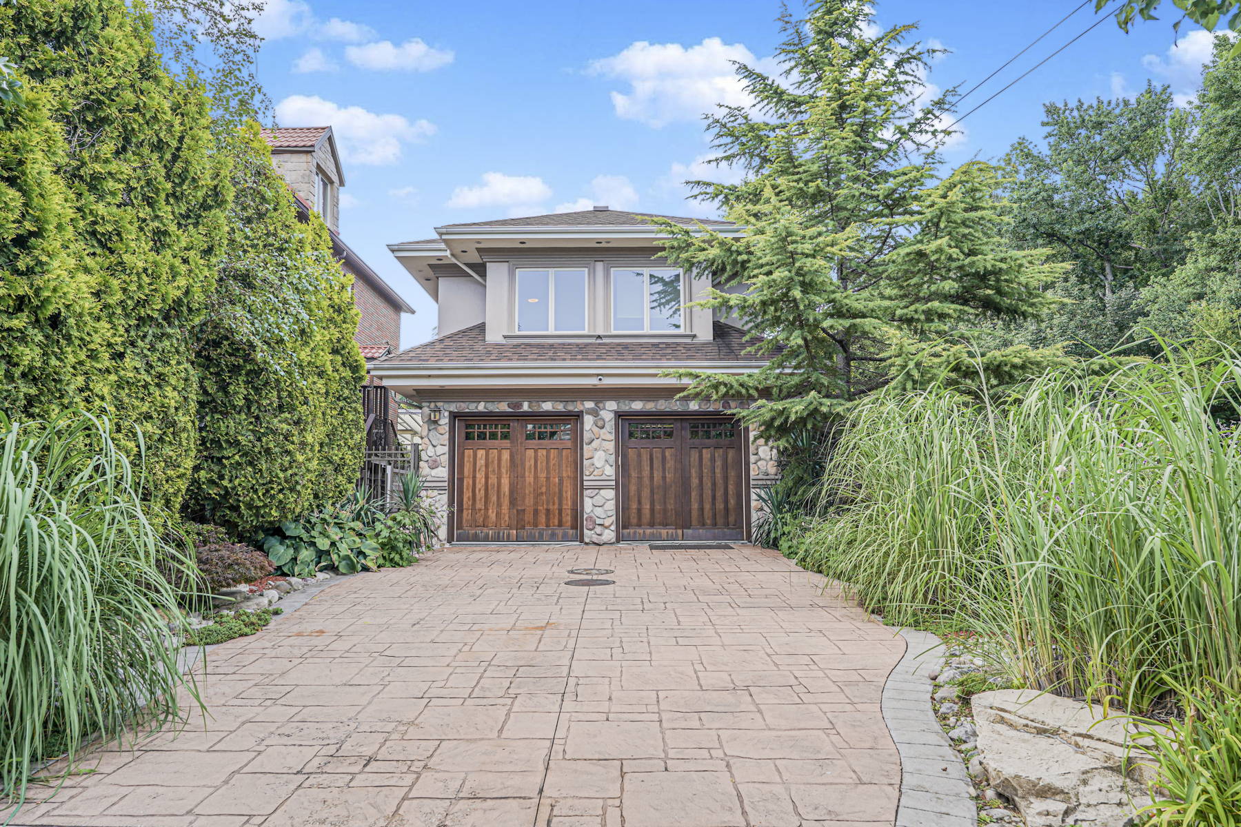 165 Swaim Avenue Staten Island, NY 10312 - Photo 36 of 45 a front view of a house with a garden