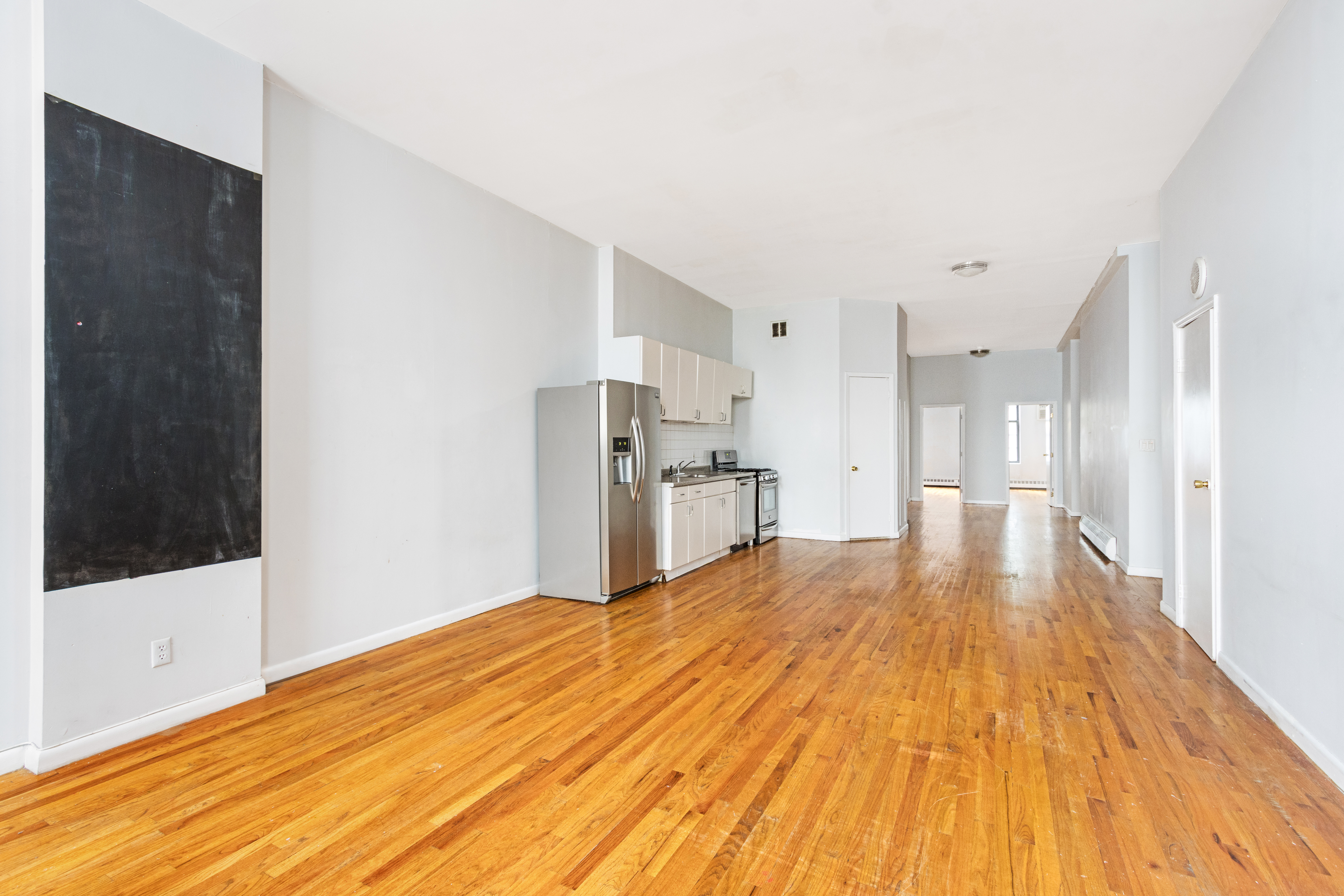 75 Chambers Street, Unit 2 Manhattan, NY 10007 - Photo 2 of 6