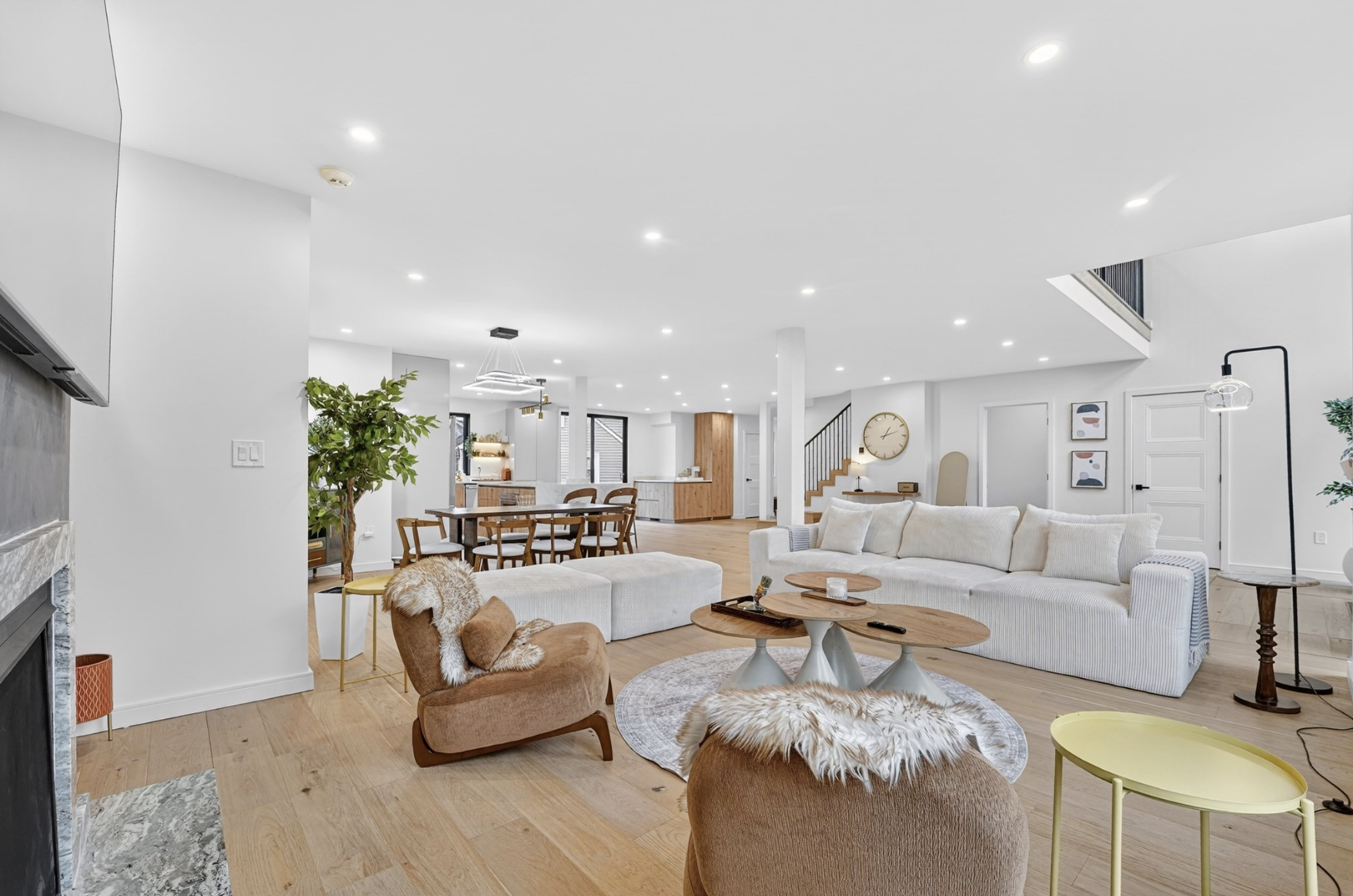 8 Noanett Road Needham Heights, MA 02494 - Photo 8 of 13 Gallery Image 8