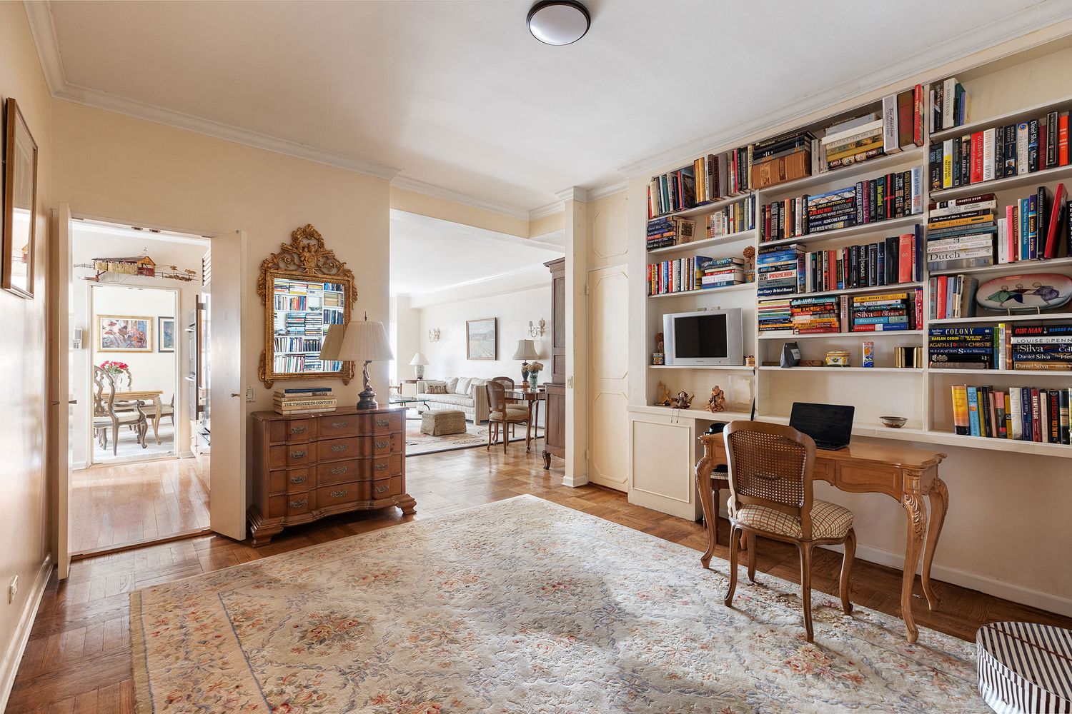 $1,250,000 | 200 East 57th Street, Unit 11A | Midtown East