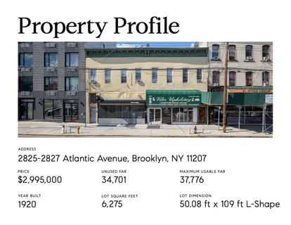 a black and white photo of a building