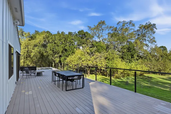 $2,890,000 | 2291 Westside Road, Healdsburg, CA 95448