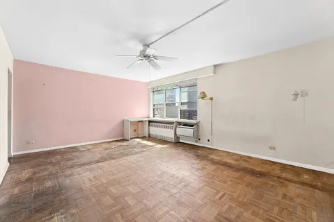 $385,000 | 300 East 71st Street, Unit 15D | Lenox Hill