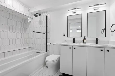 $5,000 | 310 4th Street, Unit 2A, Union City, NJ 07087