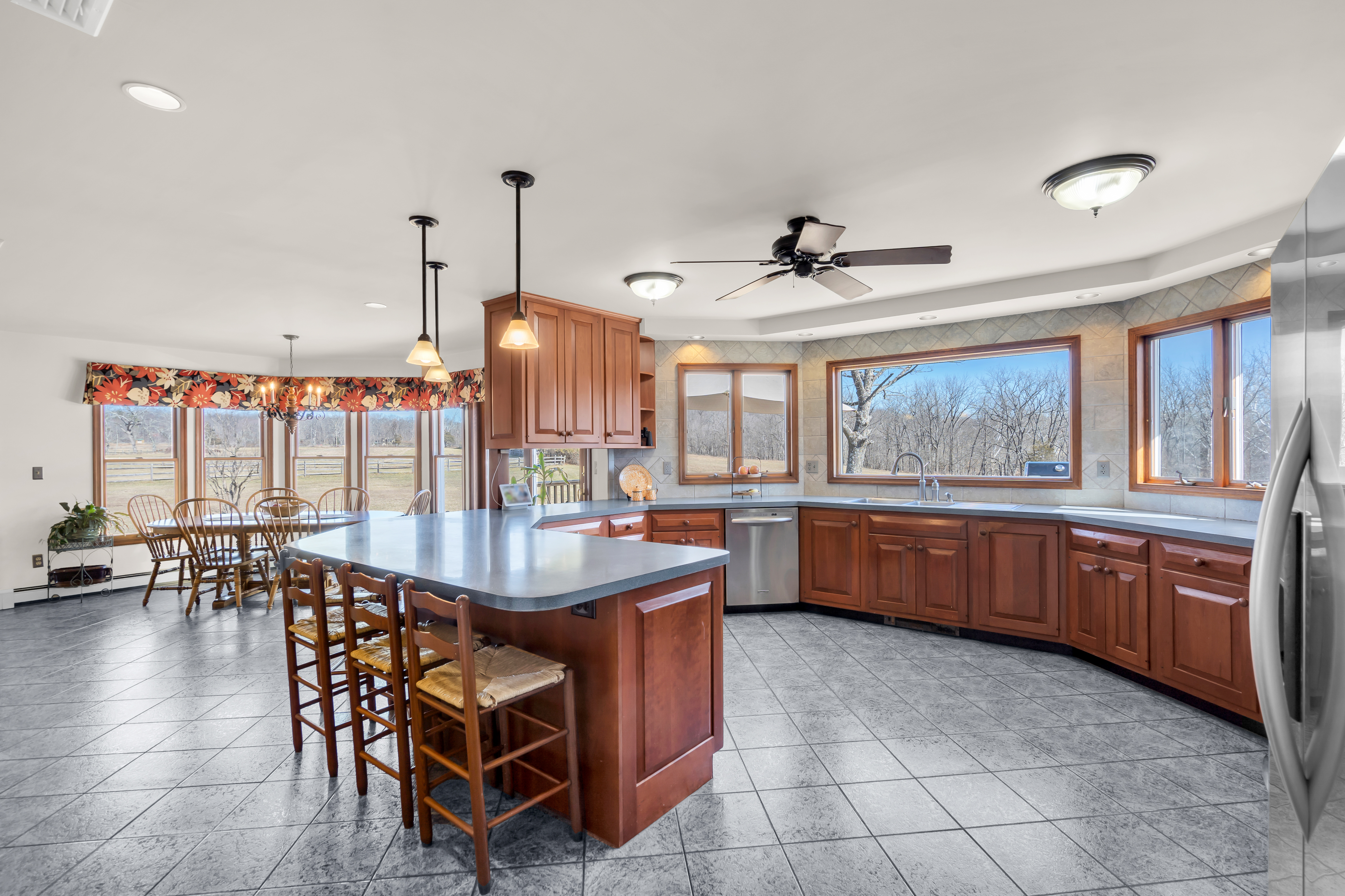 309 Pennington Harbourton Road Pennington, NJ 08534 - Photo 6 of 39